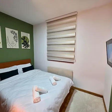 Apartament Atina