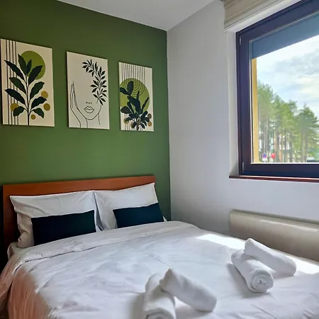 Atina アパート *